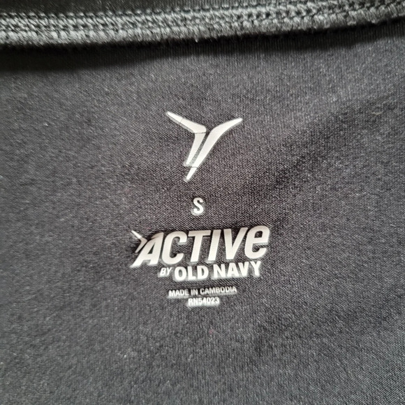 Old Navy Active Black Hooded Running Top with Thumb Cut Outs Size Women's Small - Picture 8 of 9